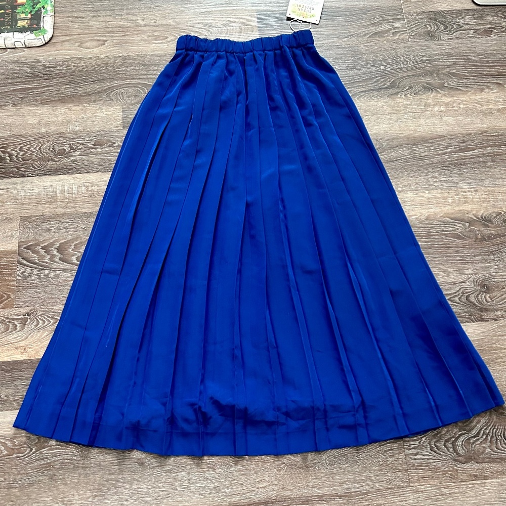 Susan Bristol NWT Vintage Pleated Long Maxi Skirt Elastic Waist Size Small
